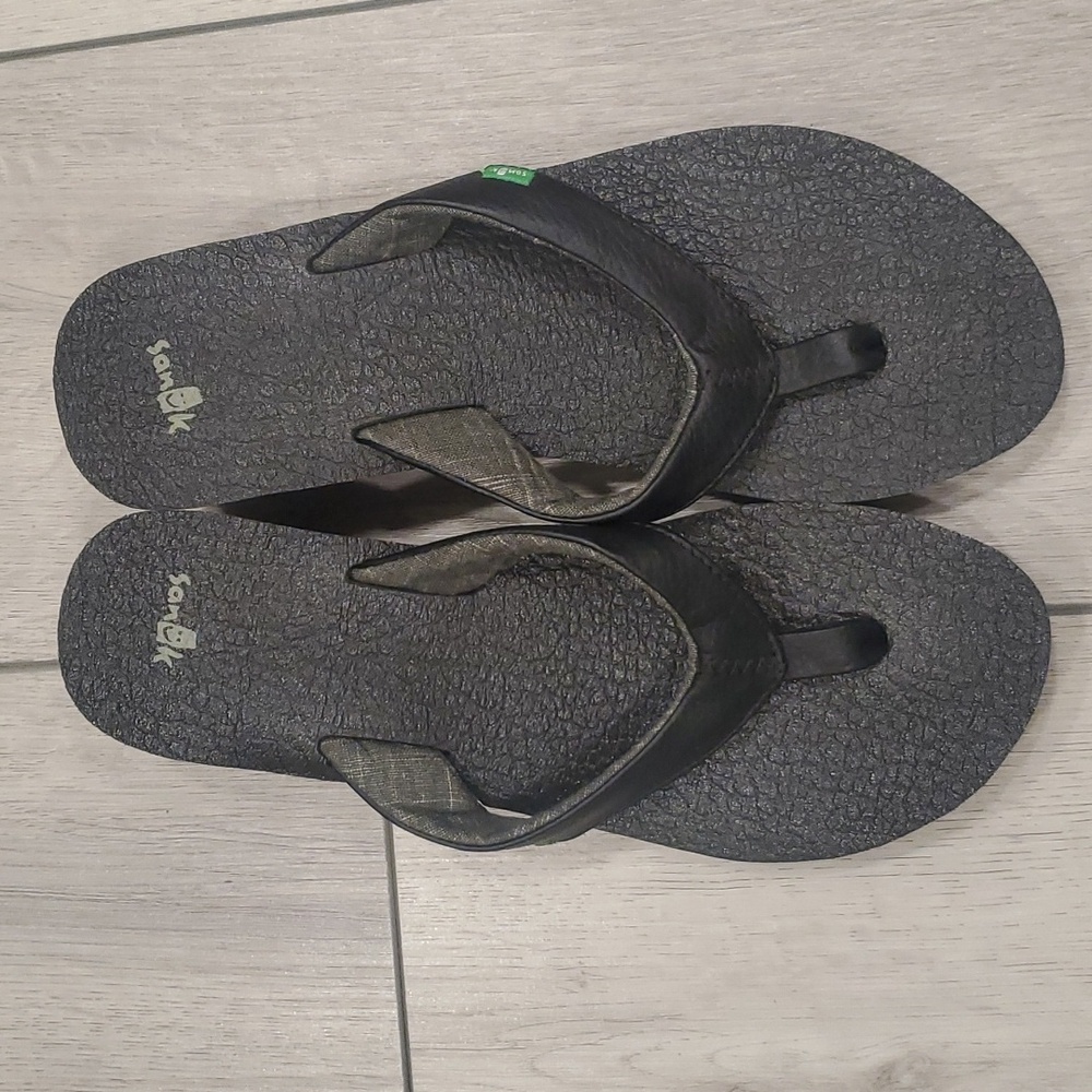 Sanuk Women's wedge yoga mat flip flop Size 8